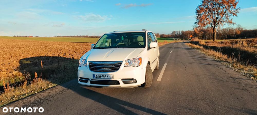 Chrysler Town & Country 3.6 Touring - 3