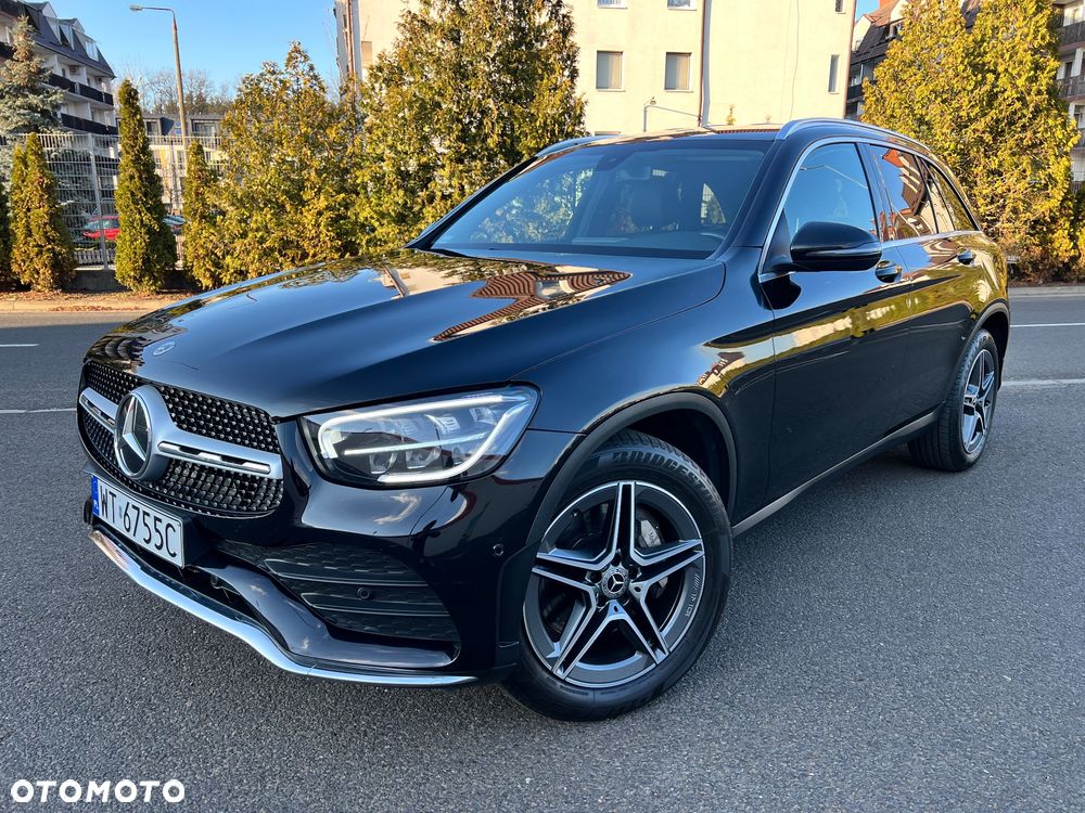 Mercedes-Benz GLC 200 4Matic 9G-TRONIC AMG Line - 1