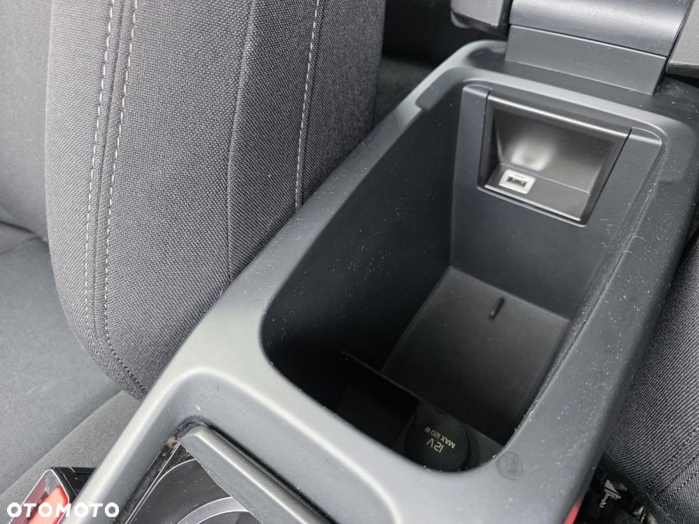 Volvo V40 - 39