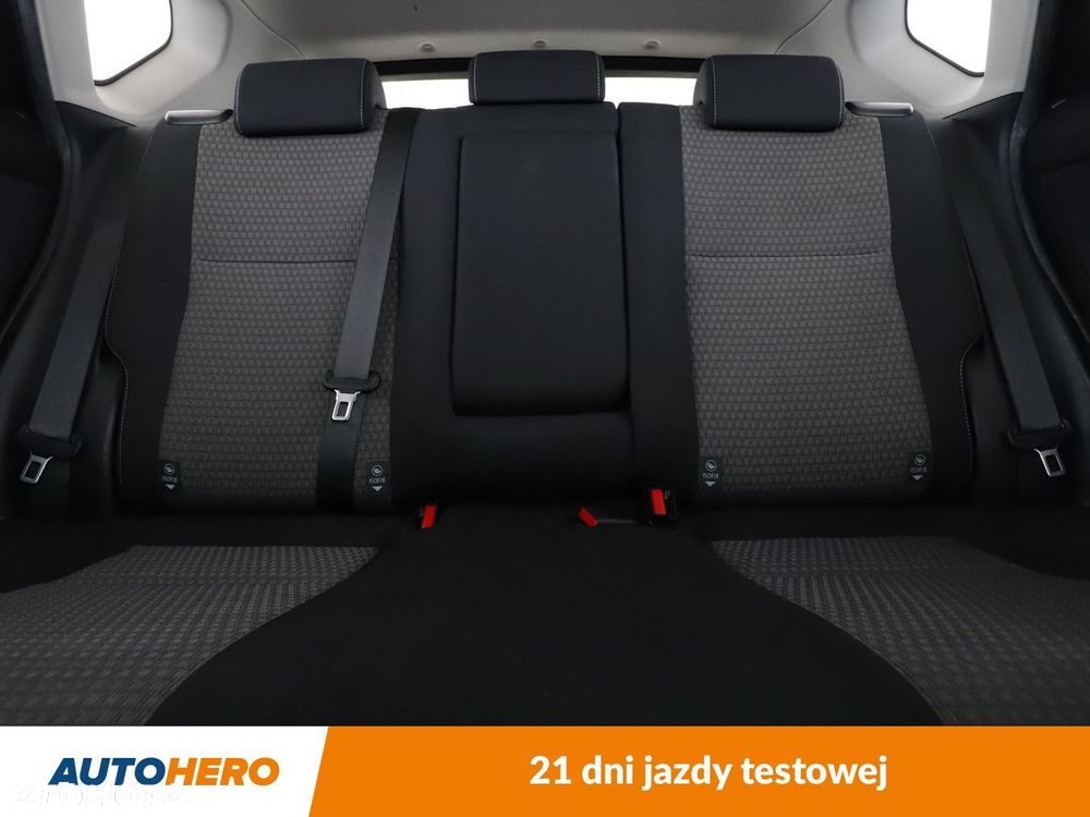 Toyota Auris - 15