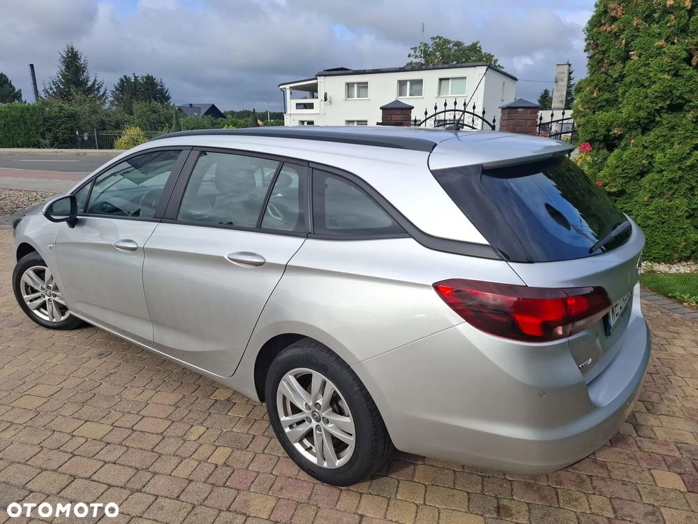 Opel Astra 1.2 T Edition S&S - 6