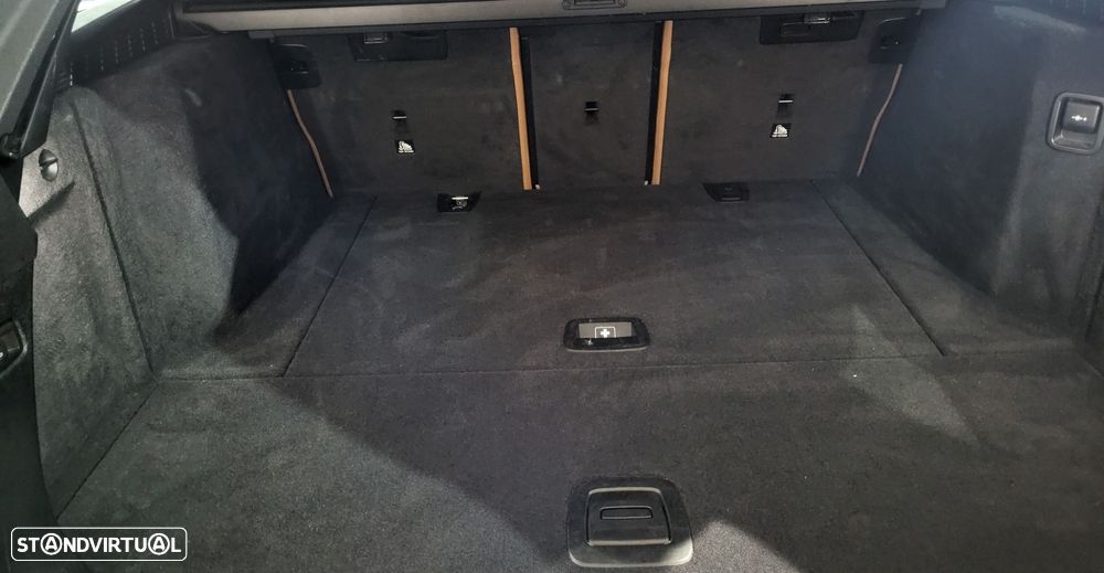 BMW 520 d Pack Desportivo M Auto - 15