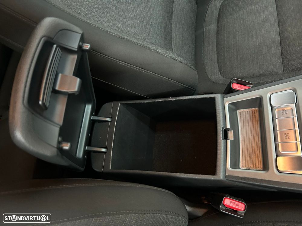 Hyundai Kauai Business - 30