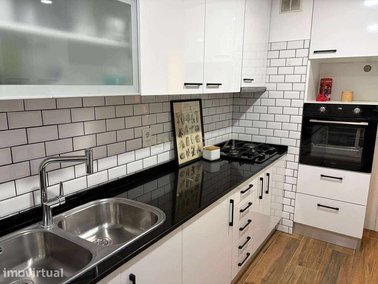 Apartamento T2 remodelado em ambiente tranquilo - Grande imagem: 2/19
