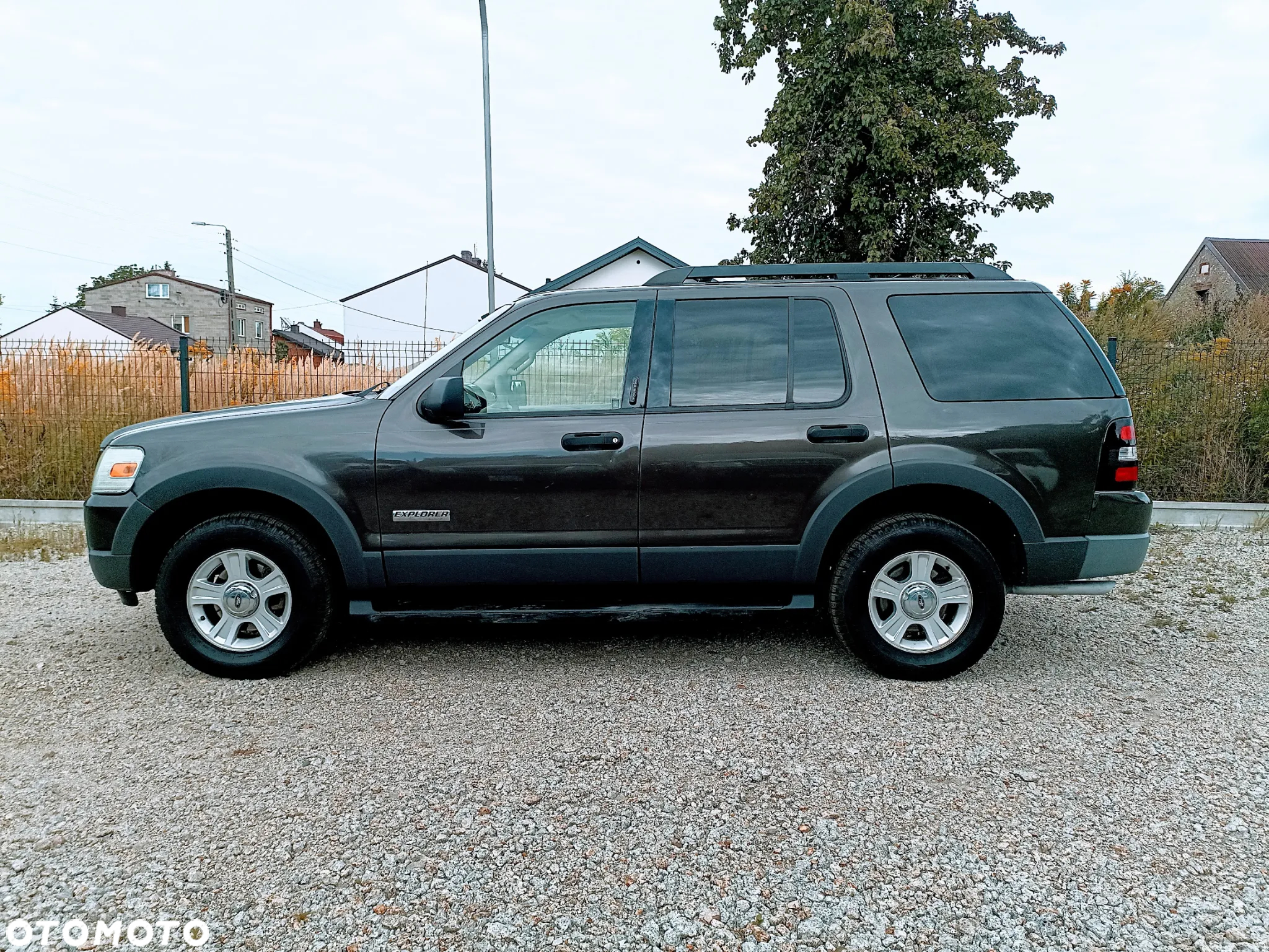 Ford Explorer 4.0 4WD - 12