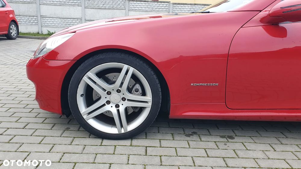 Mercedes-Benz SLK 200 BlueEFFICIENCY 7G-TRONIC Roadster pur - 18