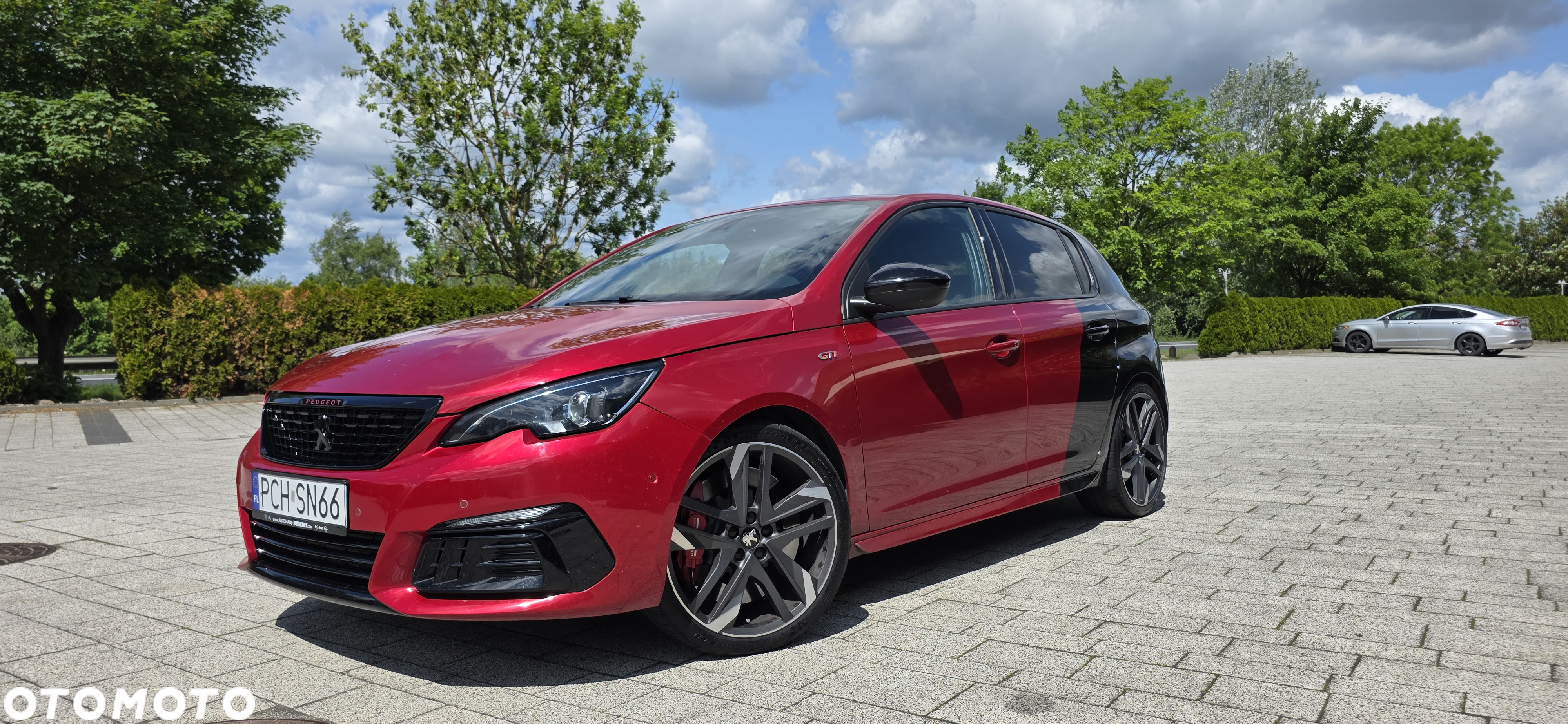 Peugeot 308 1.6 e-THP GTi by Sport S&S - 9