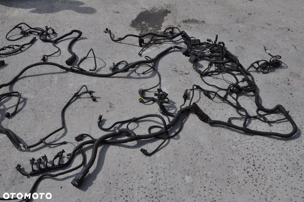 WIĄZKA INSTALACJA SKRZYNI BIEGÓW SILNIKA MASSEY FERGUSON 7480 6480 6485 - 7