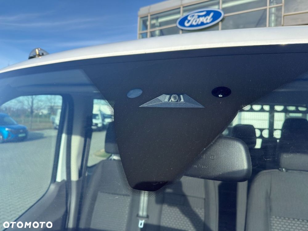 Ford Transit - 19