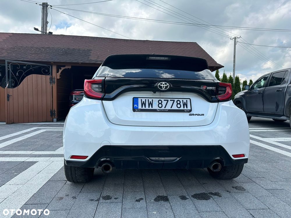 Toyota Yaris - 15