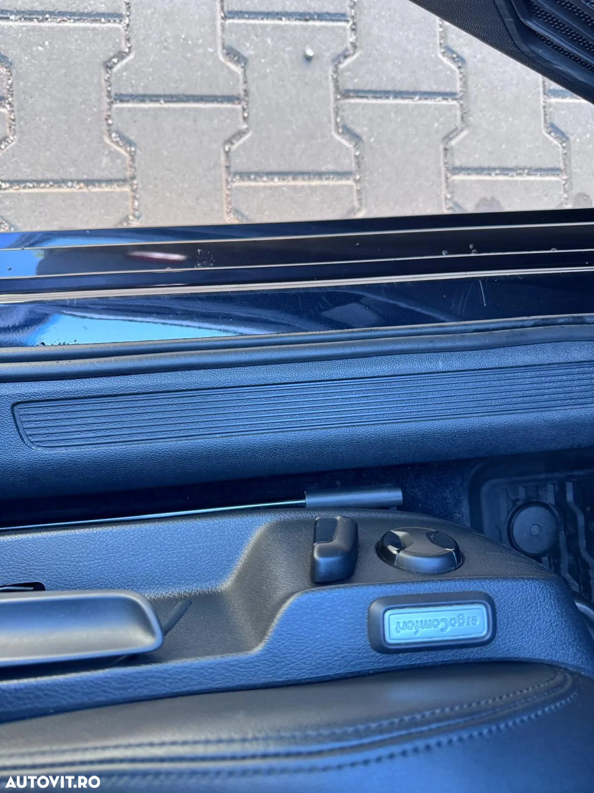Volkswagen Passat 1.6 TDI Comfortline - 6