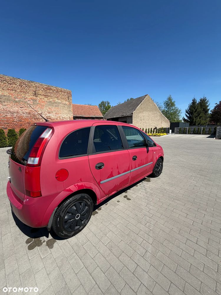 Opel Meriva 1.6 (Essentia) - 21