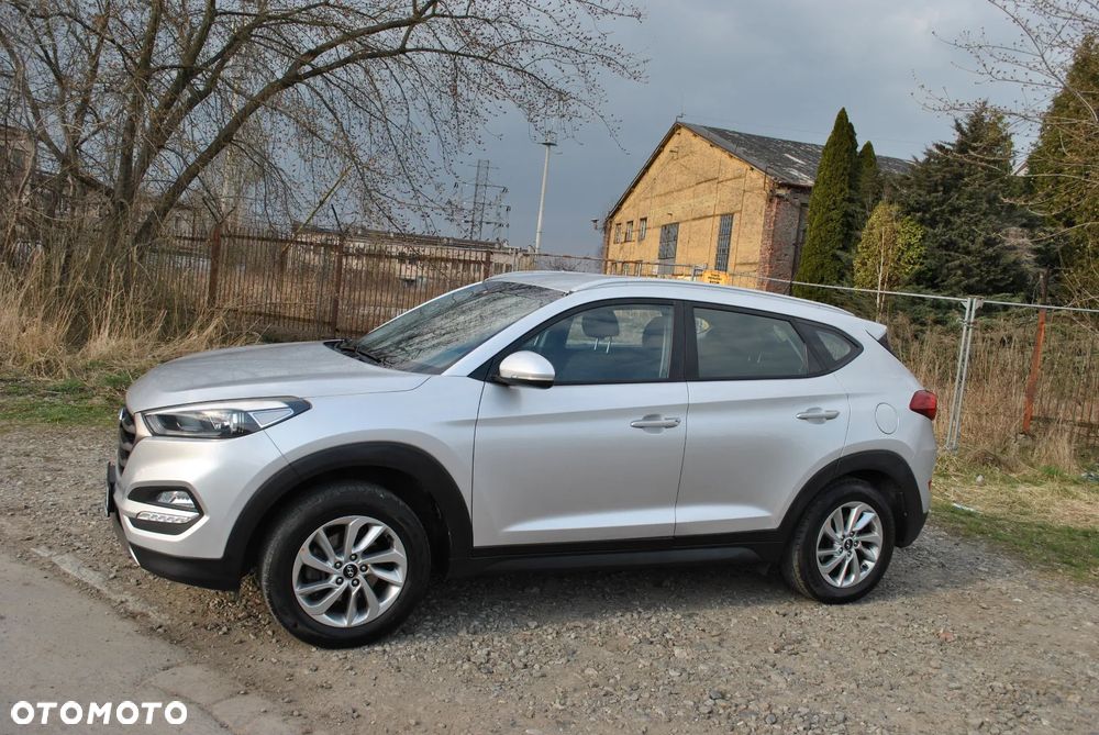 Hyundai Tucson blue 1.7 CRDi 2WD Classic - 12