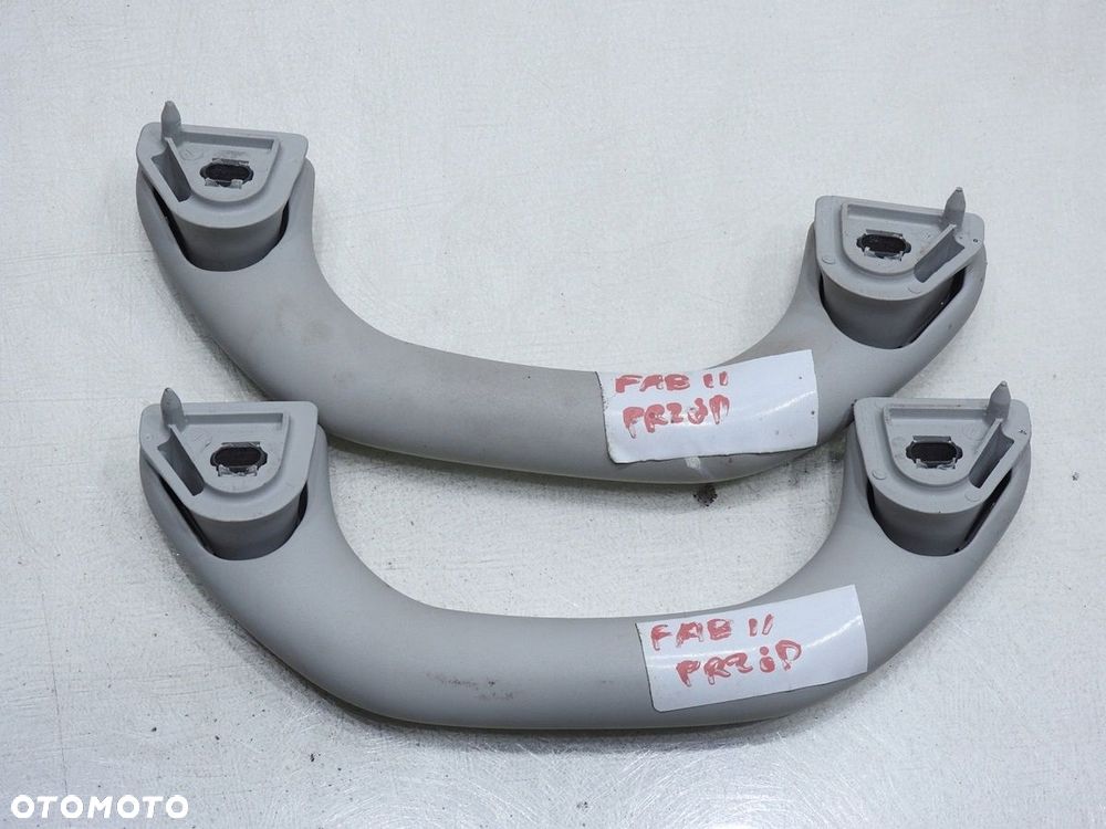 RĄCZKA UCHWYT PODSUFITKI PRZÓD SKODA FABIA II - 4