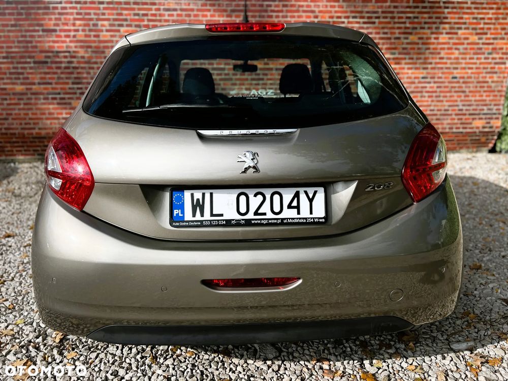 Peugeot 208 - 31