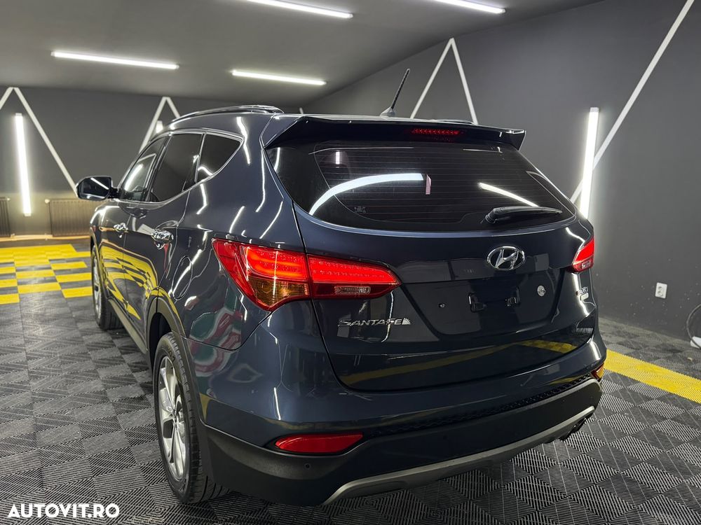 Hyundai Santa Fe Grand 2.2 CRDI 4WD Automatik Premium - 7
