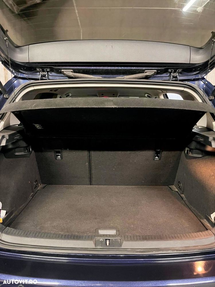 Volkswagen Golf 1.6 TDI DPF BlueMotion Technology Comfortline - 12