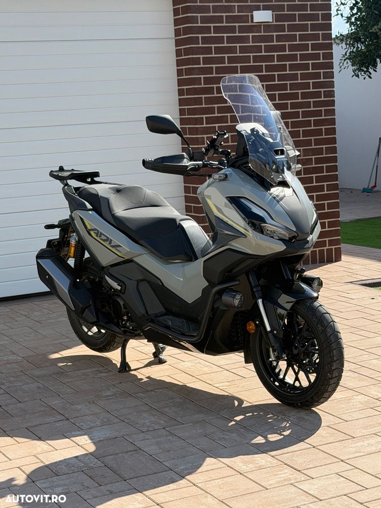 Honda ADV 350 - 1