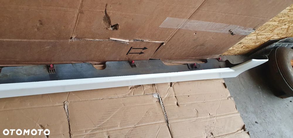 Listwa progowa prawa Hyundai I30 I 87754-2R600 - 5