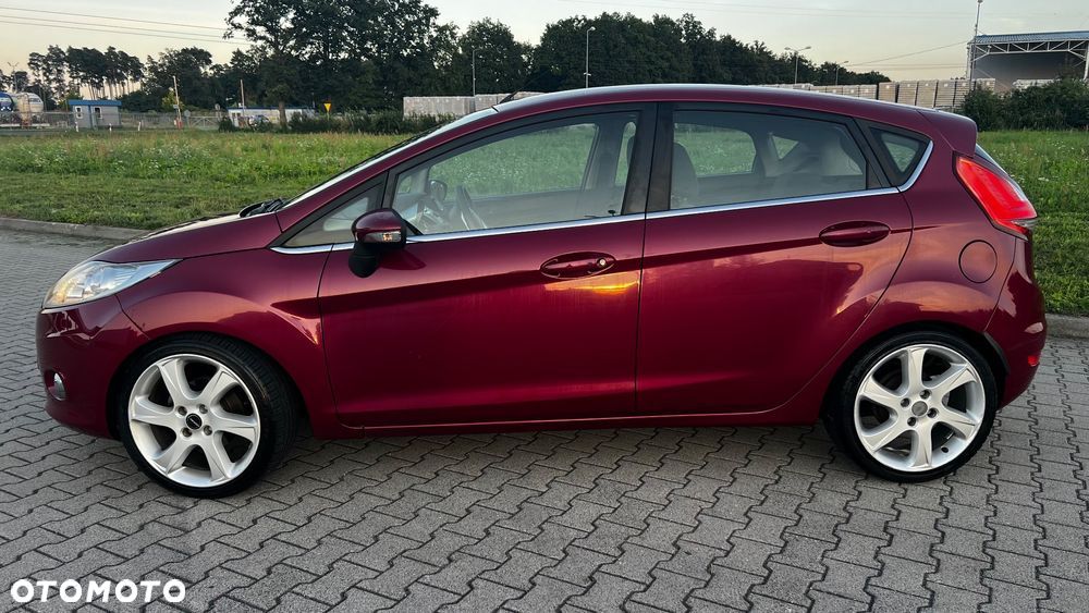 Ford Fiesta 1.25 Platinium X - 6