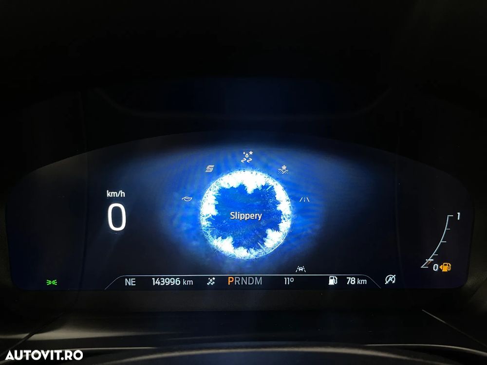 Ford Kuga 2.0 EcoBlue A8 AWD ST Line - 31