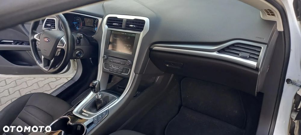 Ford Mondeo 2.0 EcoBlue Trend - 17