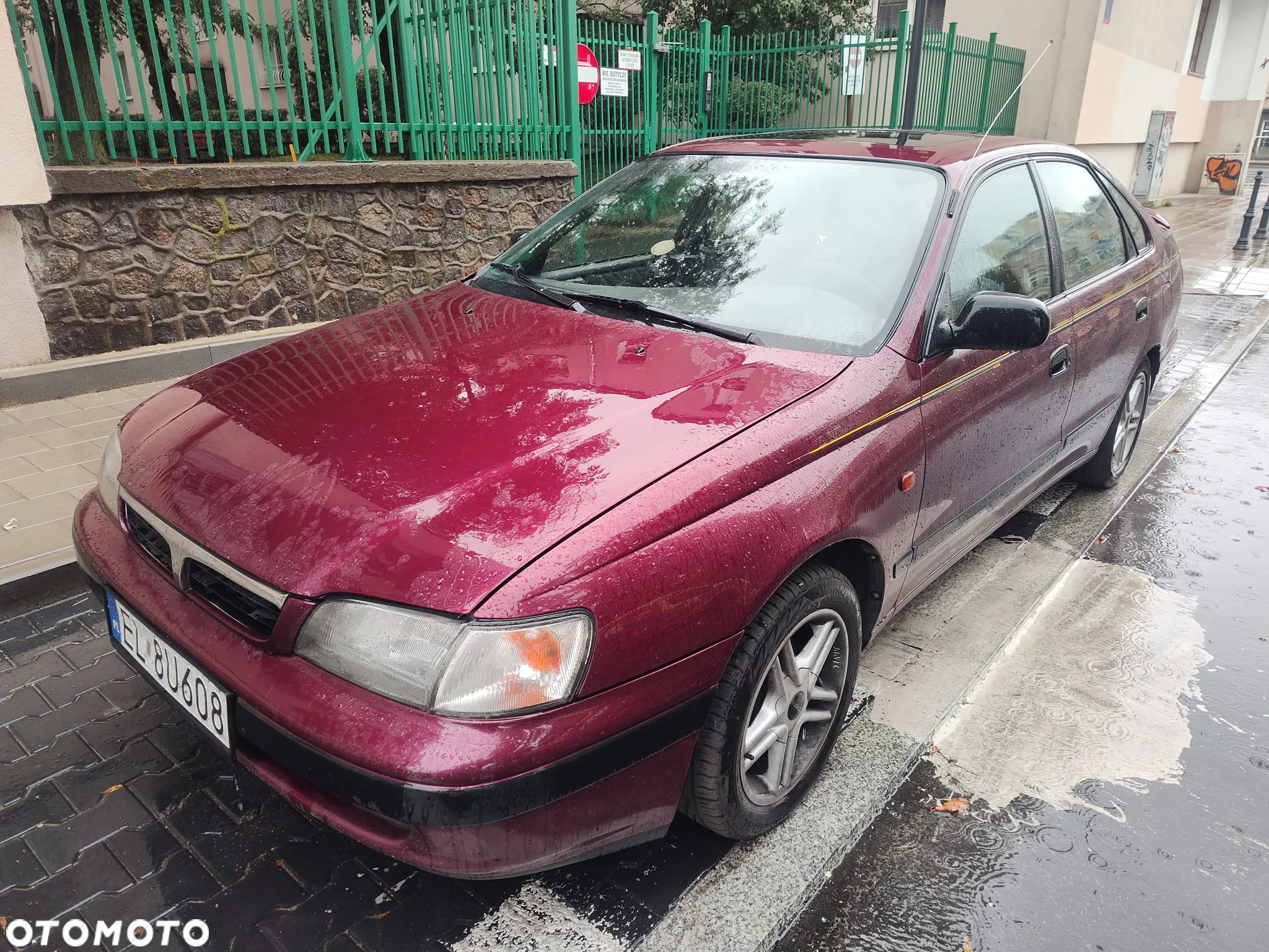 Toyota Carina E 2.0 GLi - 4