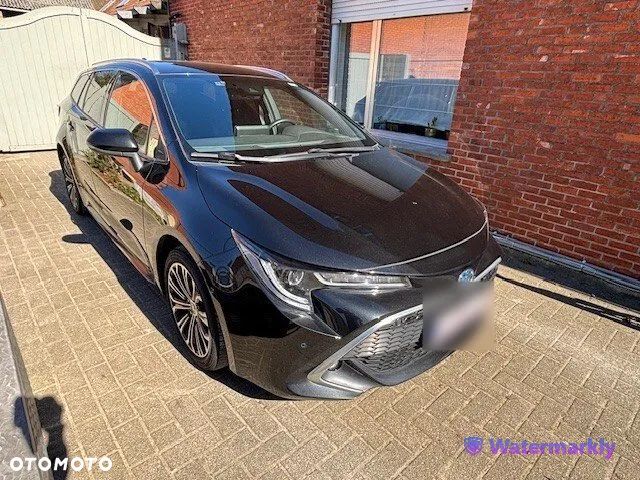 Toyota Corolla - 1