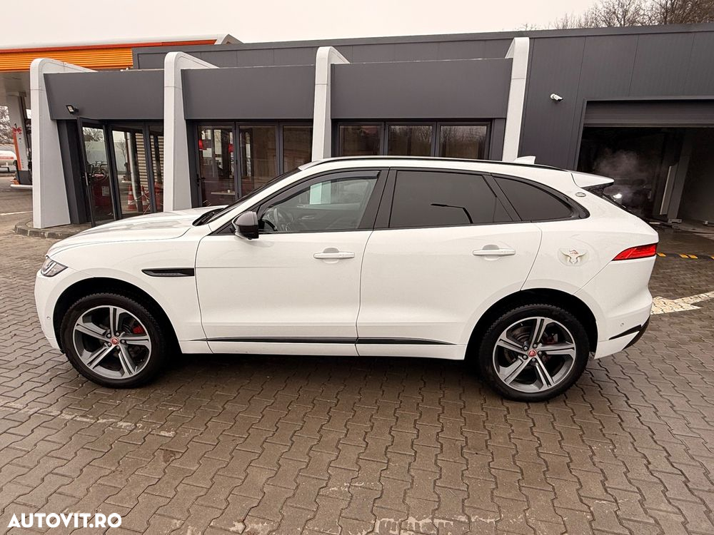Jaguar F-Pace - 4