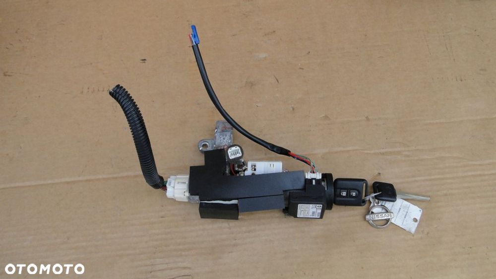 MURANO Z50 STACYJKA KLUCZYKI 03-08 EUROPA - 1