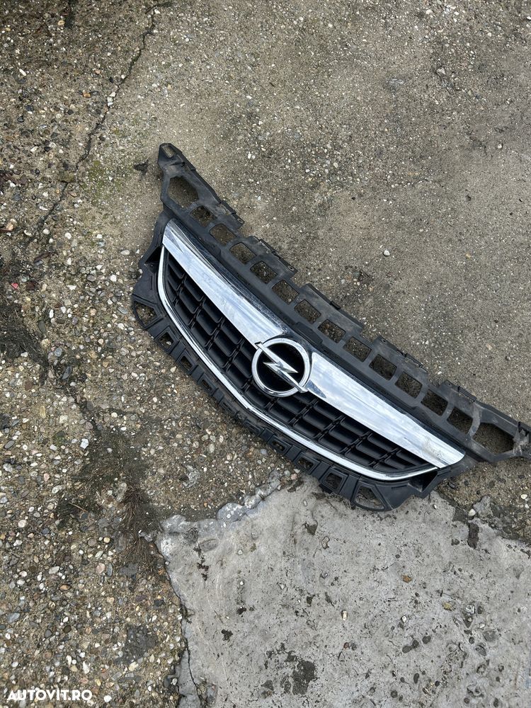 Grila centrala Opel Astra j - 1