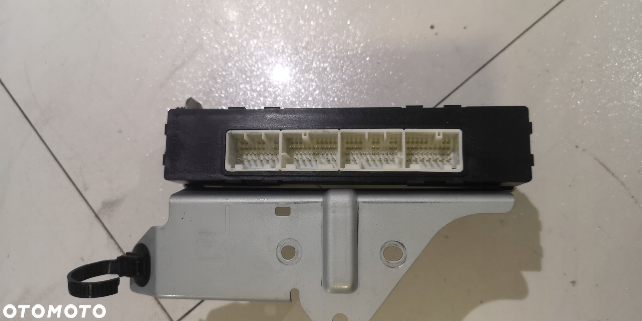 SUBARU OUTBACK IV 09 MODUŁ BSI KOMFORTU 88281AJ220 - 4