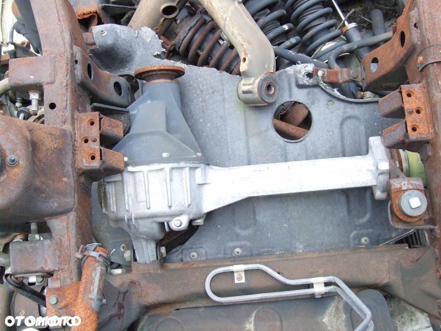 Kia Sportage - most, dyfer przód - 1