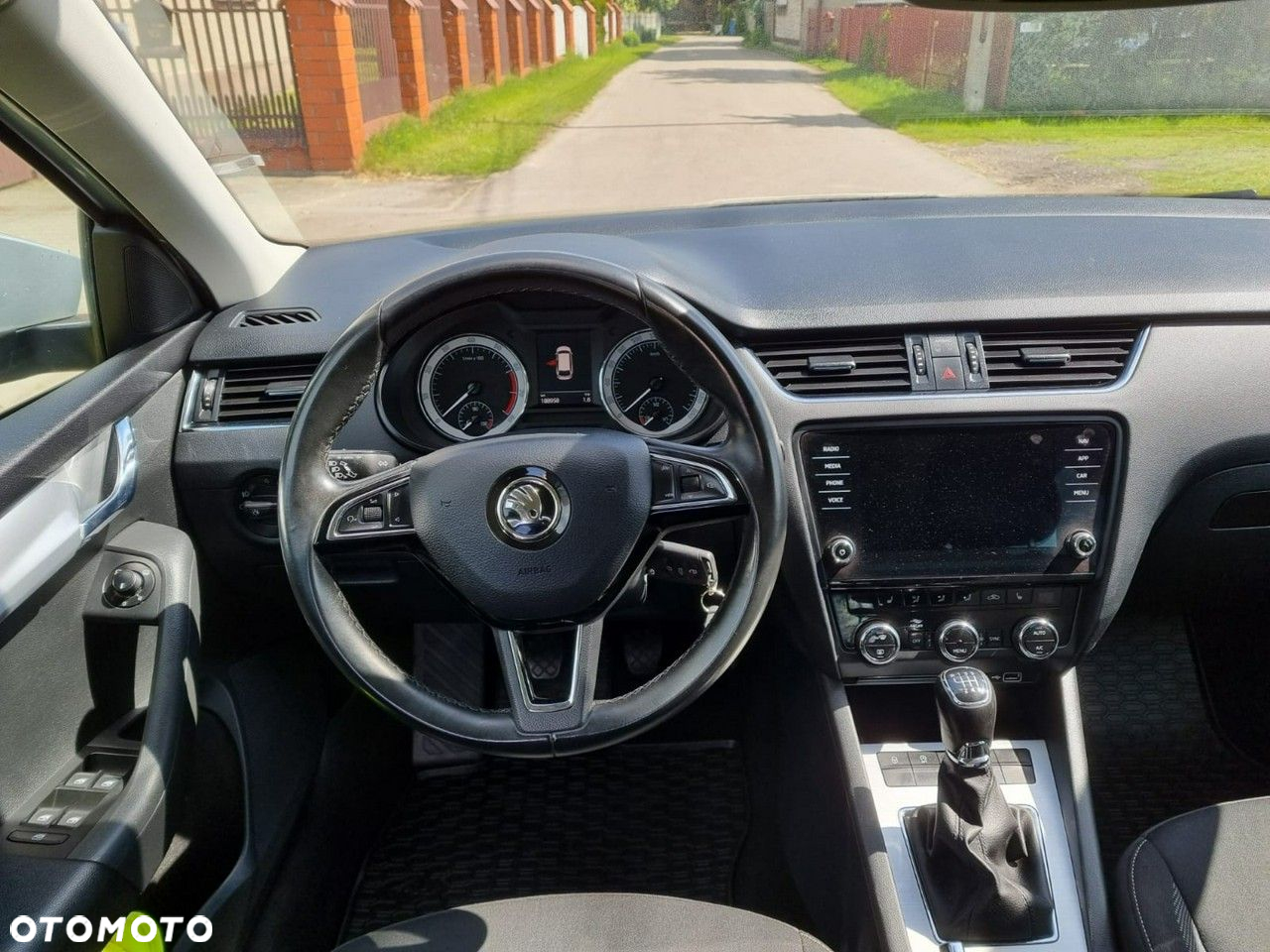 Skoda Octavia - 8