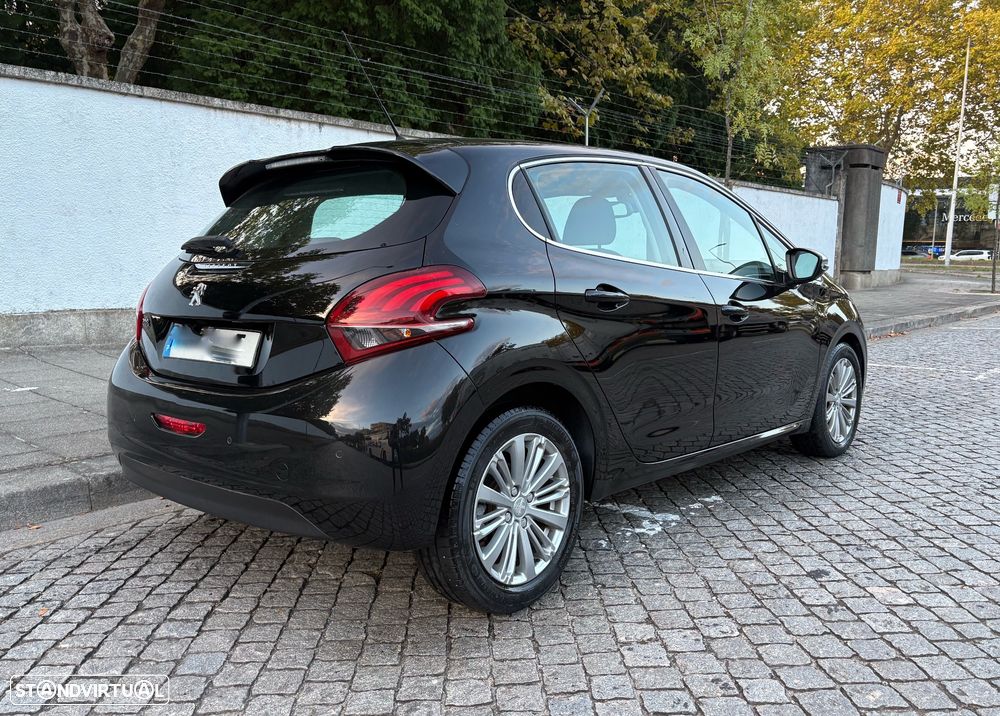 Peugeot 208 1.6 BlueHDi Allure - 2