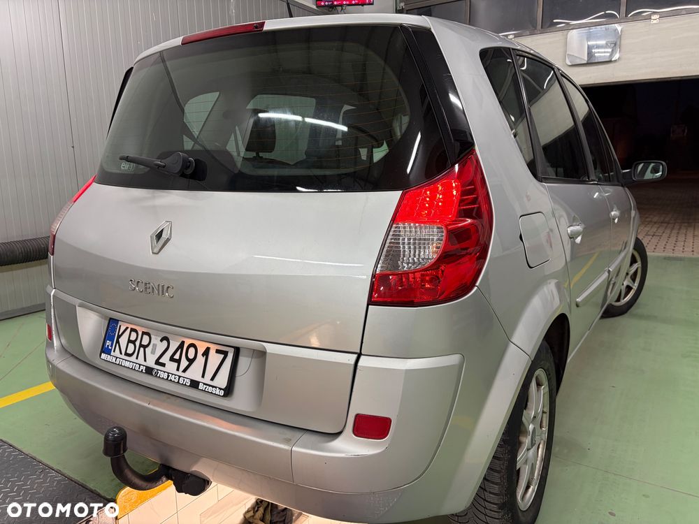 Renault Scenic 1.6 16V 110 LIMITED - 13