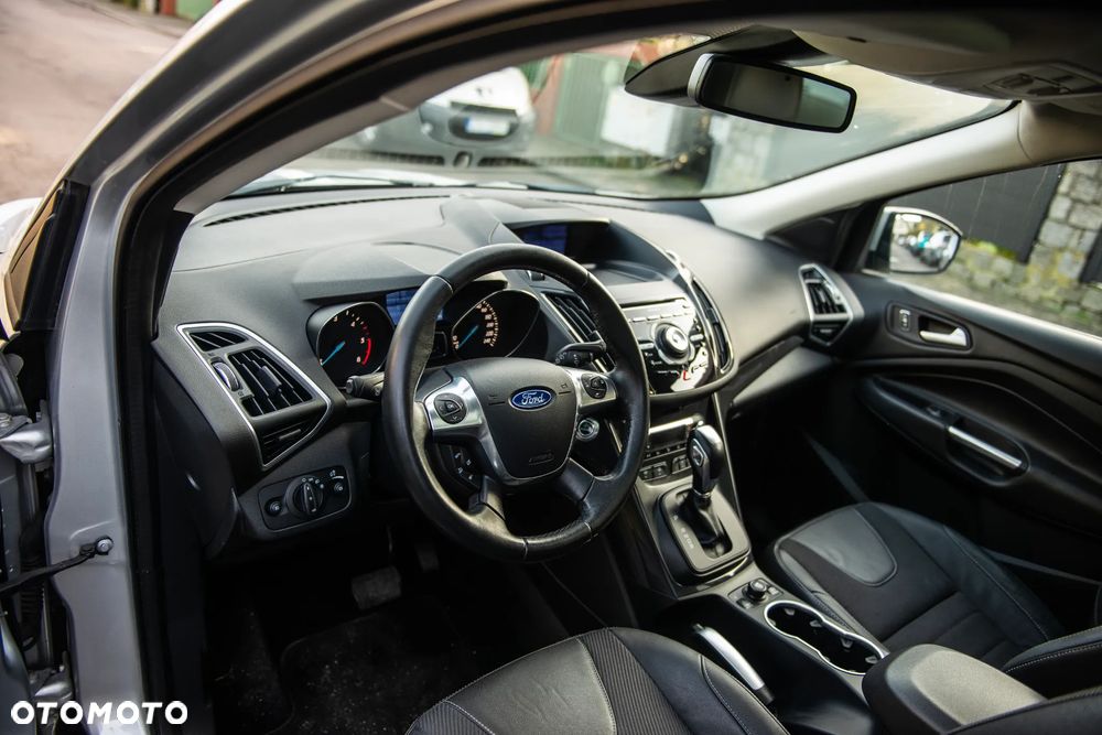 Ford Kuga 2.0 TDCi 4x4 Titanium - 20