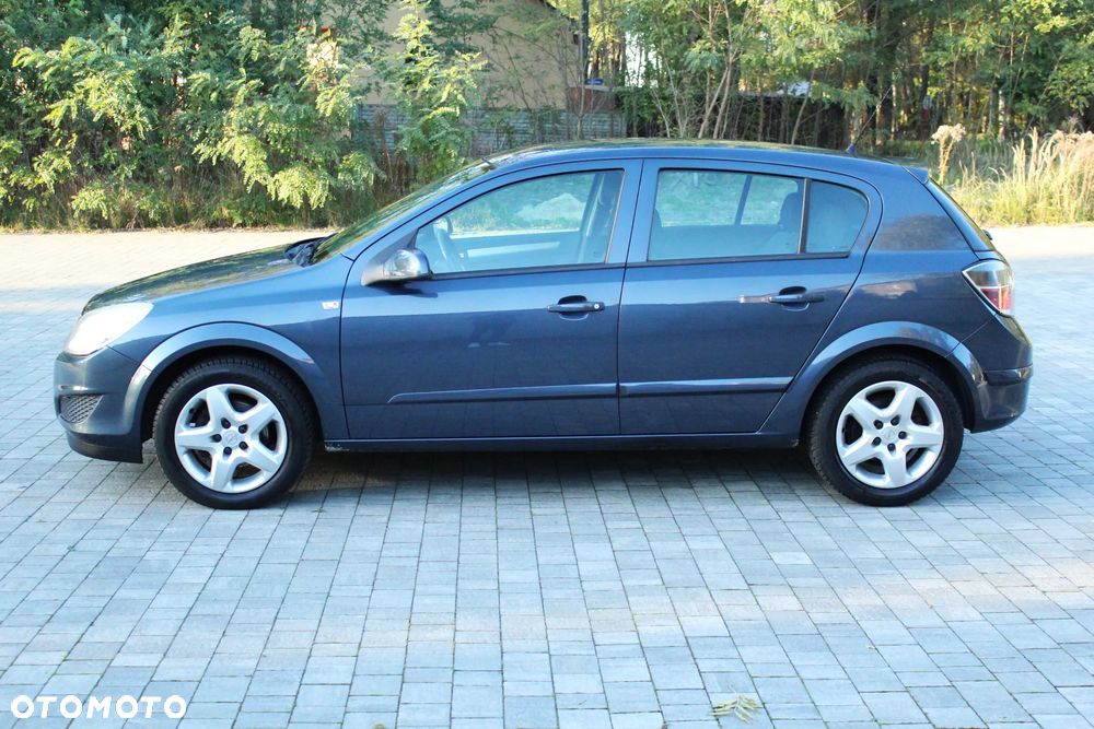 Opel Astra 1.4 Enjoy - 9