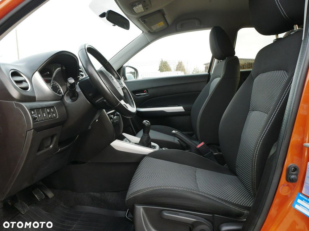 Suzuki Vitara 1.6 (4x4) Allgrip Comfort - 8