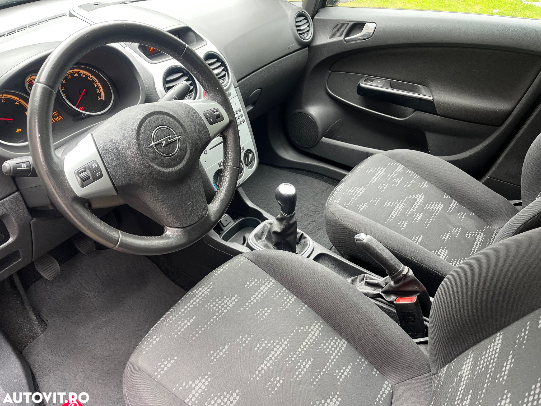 Opel Corsa 1.3 CDTI Edition - 8