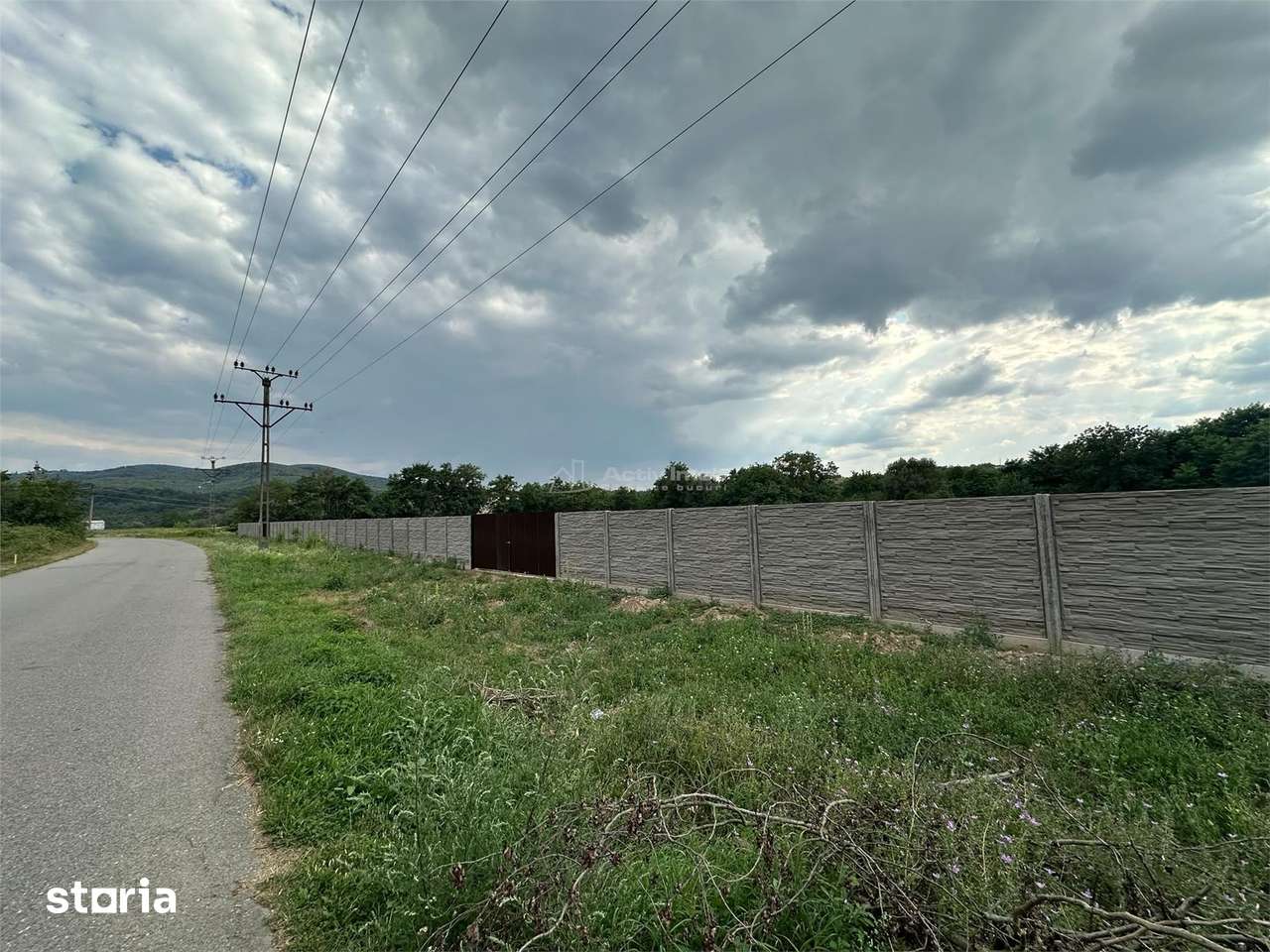 Bocsa Romana, De Inchiriat, Teren Intravilan 8.500mp, strada principal - Imagine principală: 2/13