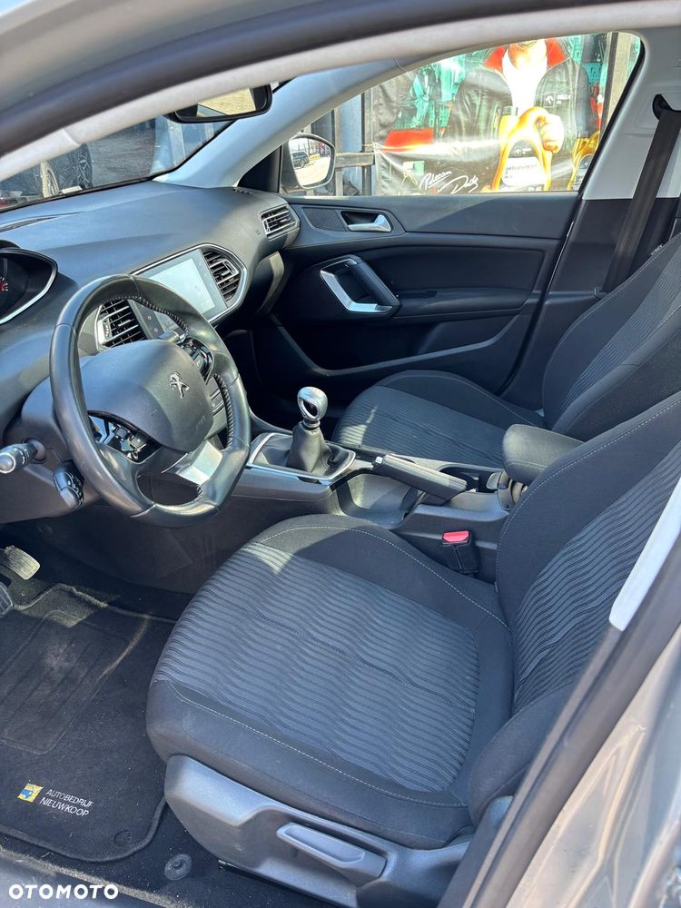 Peugeot 308 BlueHDi FAP 120 Stop & Start Active - 11