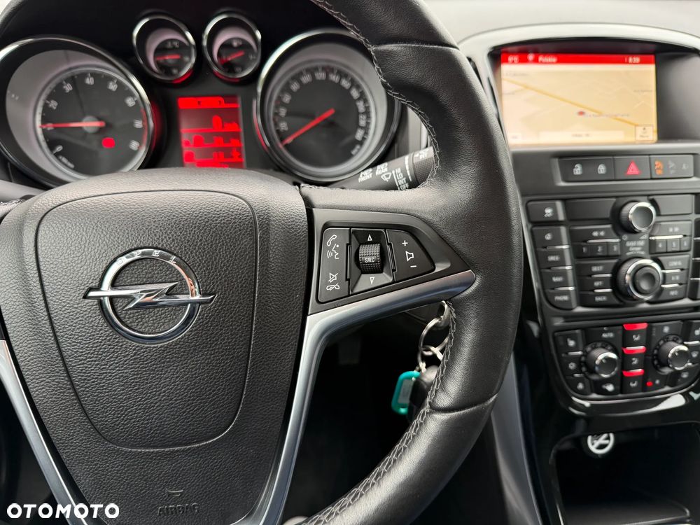 Opel Astra 1.4 T Cosmo - 16