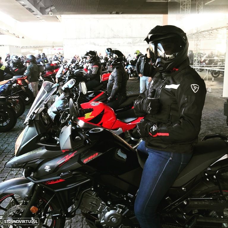 Suzuki DL Vstrom Black Edition - 6