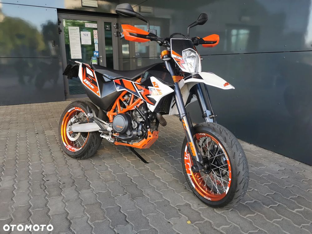 KTM SMC