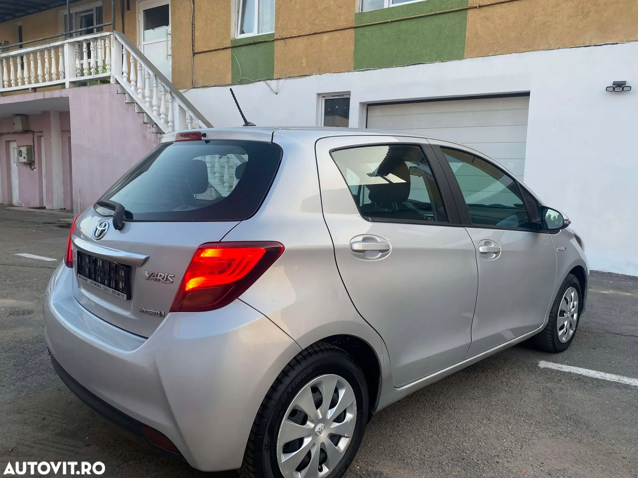 Toyota Yaris Hybrid 1.5 VVT-i Comfort - 11