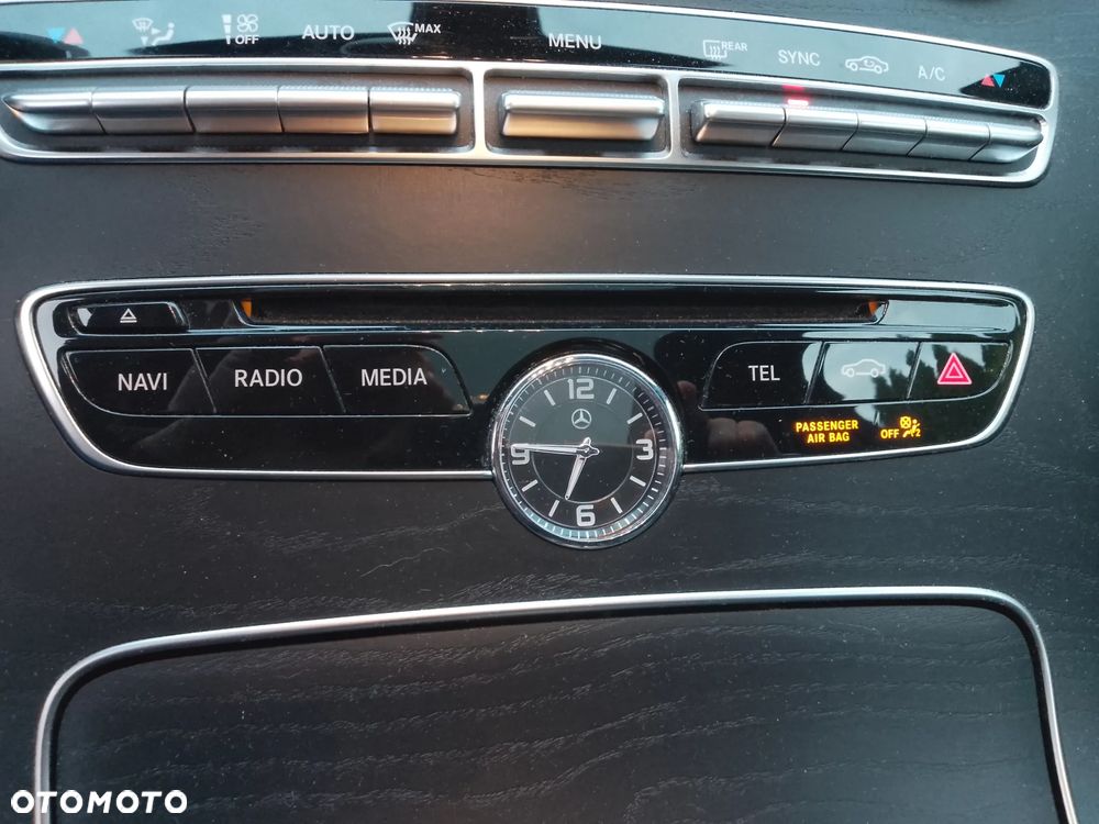Mercedes-Benz Klasa C 200 4-Matic 7G-TRONIC - 25