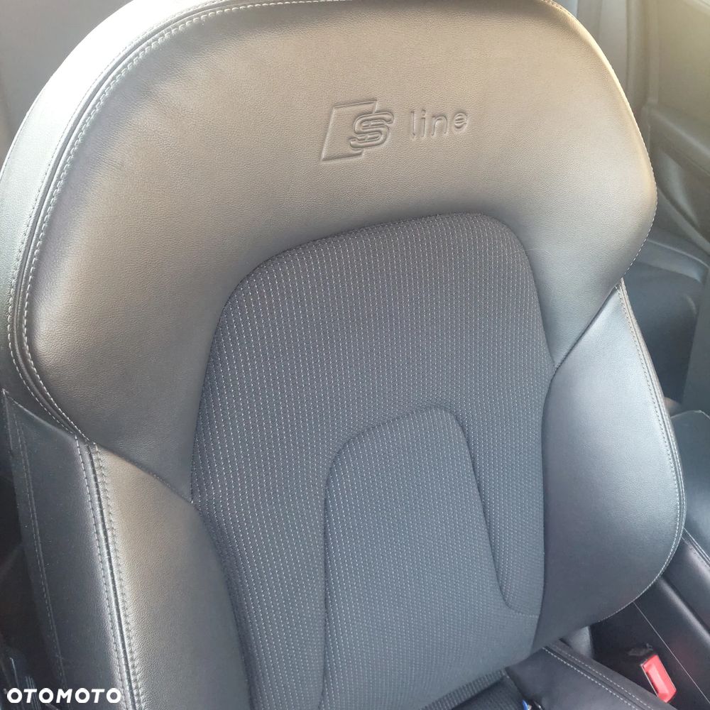 Audi A4 Limousine 1.8 TFSI quattro S line Sportpaket - 14