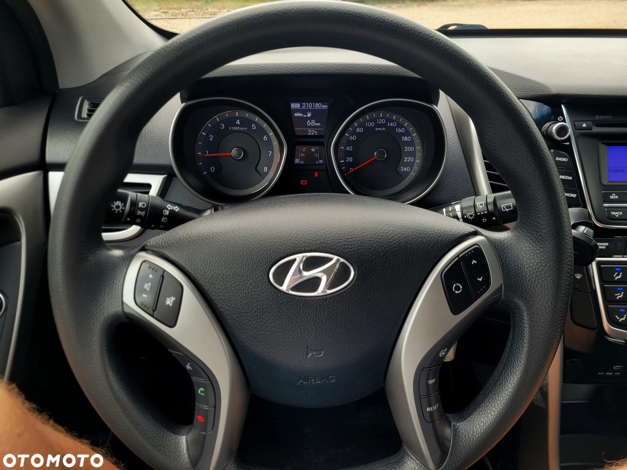Hyundai i30 1.6 GDI Classic + - 8