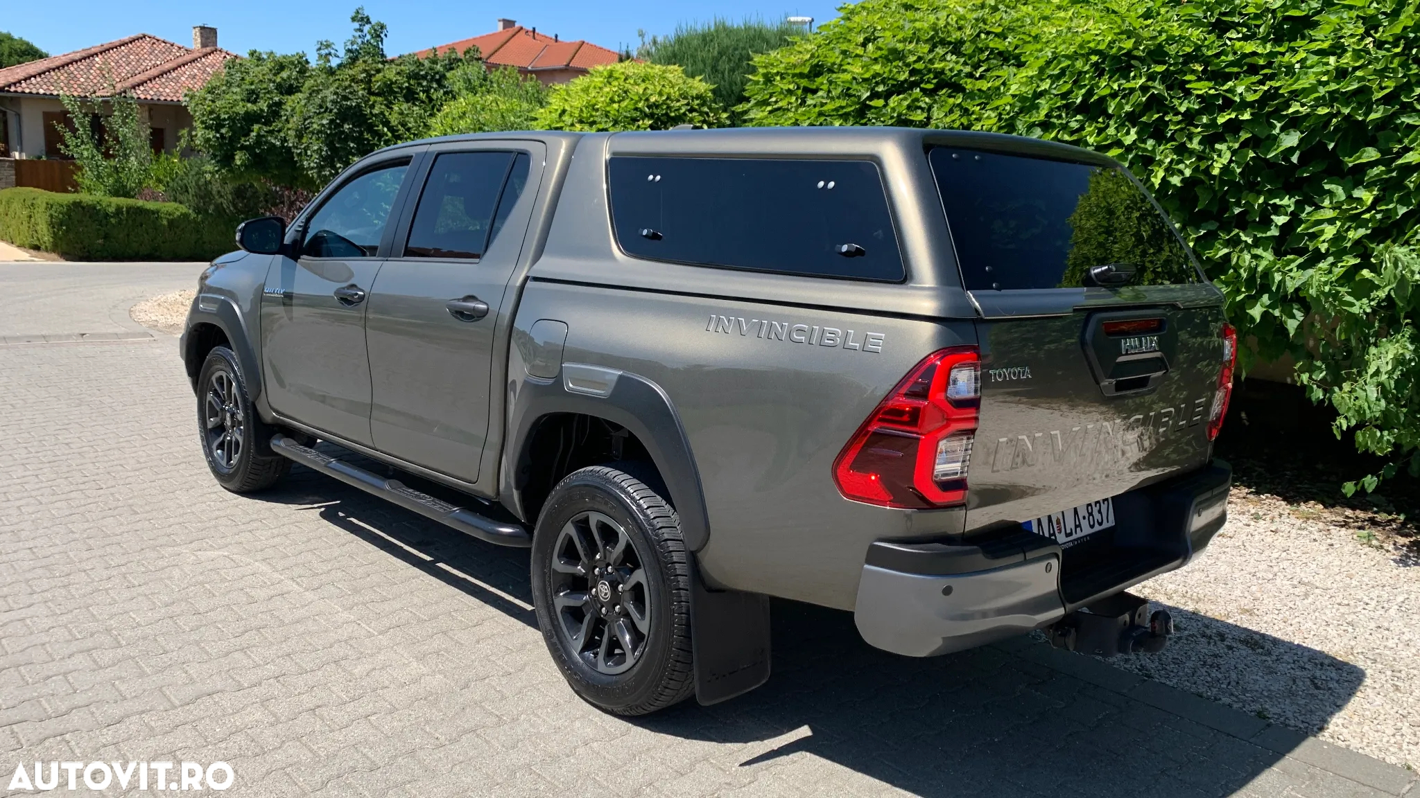 Toyota Hilux - 8